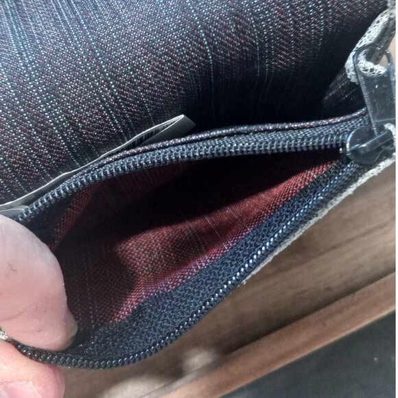 Mossimo Grey Vtg. Leather Bifold Wallet with Chain Ideal for Skateboard/Biker - Picture 10 of 12